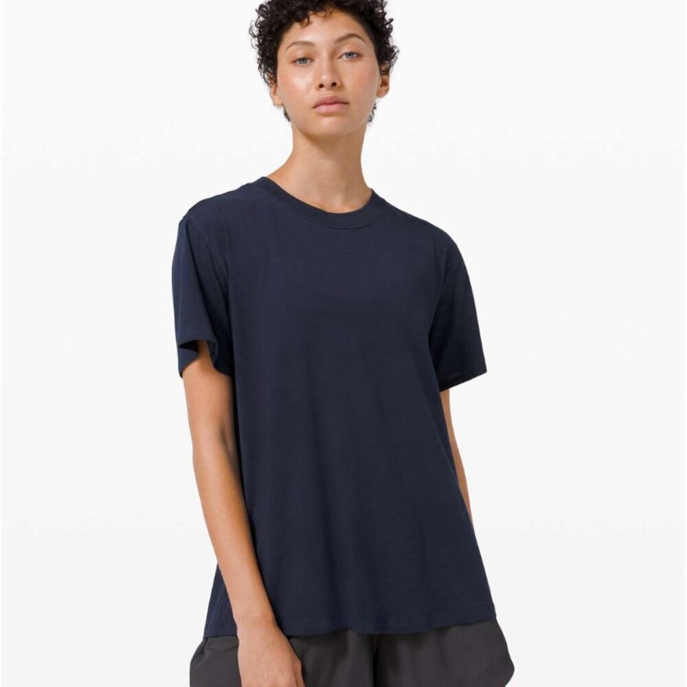 Lululemon All Yours Boyfriend Tee True Navy Size Medium